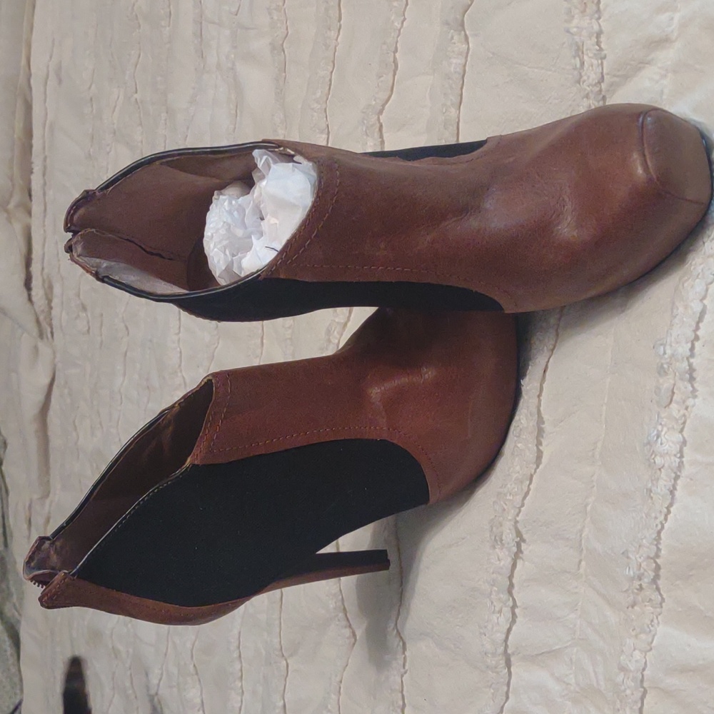 Elegant Sky High Brown and Black Women's Ankle Boots - Picture 2 of 6
